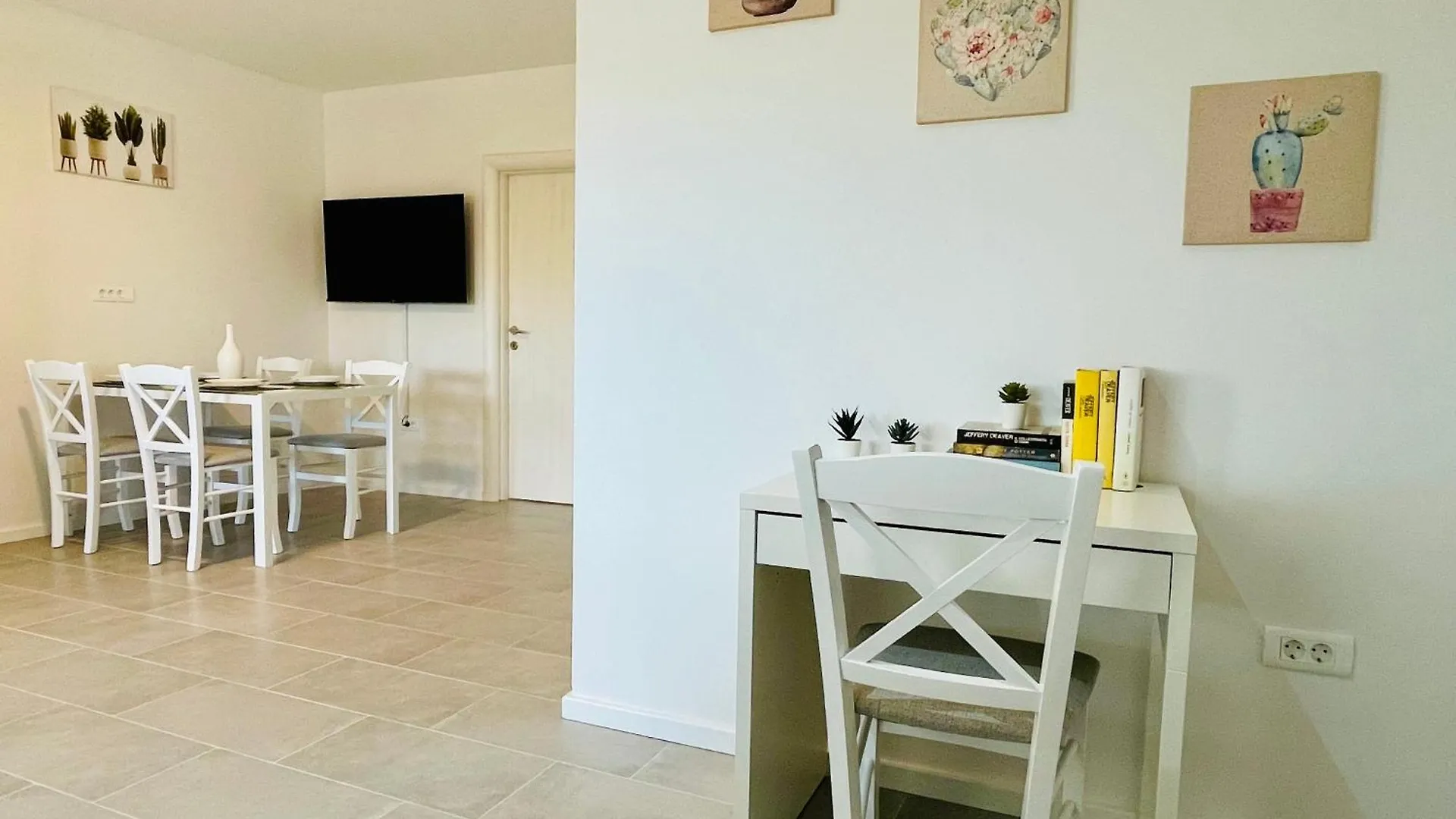 New Apartments Miya - Peroj Beach 0*,  クロアチア